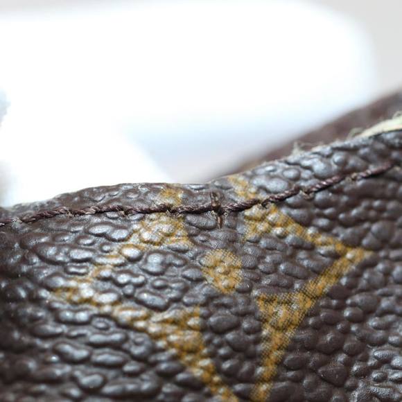 LOUIS VUITTON Monogram Bucket PM Pouch Accessory Pouch LV Auth 81384 - Picture 9 of 16